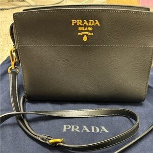 ESPLANADE LEATHER CROSSBODY BAG